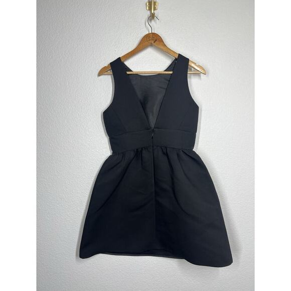 Kate Spade Black Fit And Flare Mini Dress Size 2 Removable Floral Pins - Picture 3 of 5